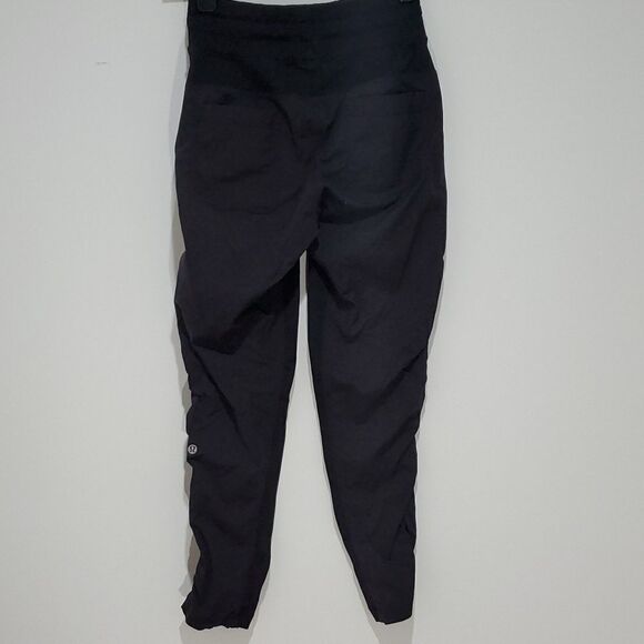 Lululemon street to studio black pants - Picture 4 of 6